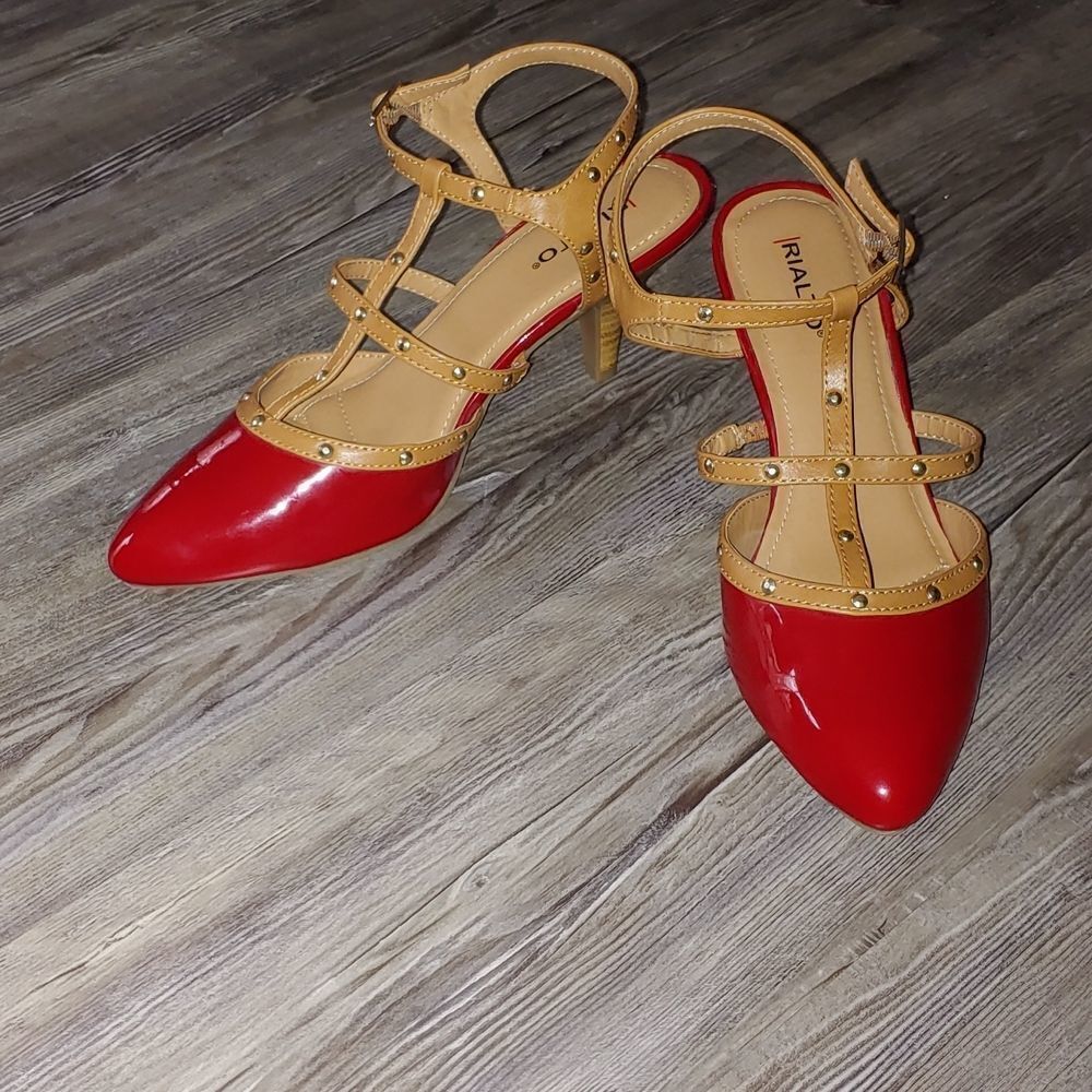 Rialto Mariella red patent strappy heels Sz 10 NWOT
